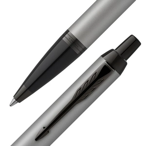 BOLIGRAFO IM CUERPO GRIS MATE ADORNOS NEGROS MEDIUM PARKER 2127752 4 BOLIGRAFO IM CUERPO GRIS MATE ADORNOS NEGROS MEDIUM PARKER 2127752 - Imagen 4