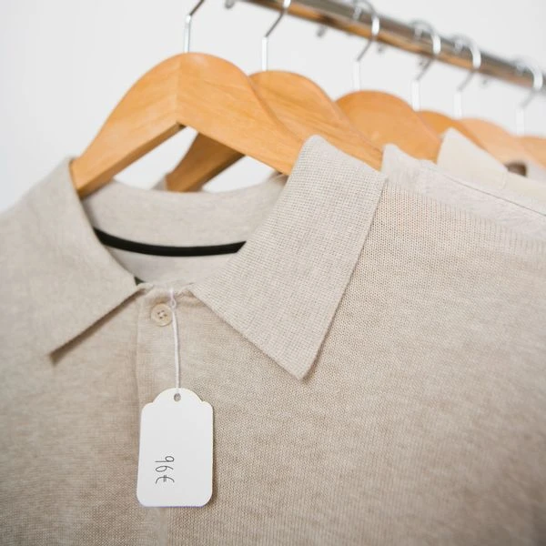 CAJA 500 ETIQUETAS COLGANTES BLANCAS 36 X 53 MM APLI 392 4 CAJA 500 ETIQUETAS COLGANTES BLANCAS 36 X 53 MM APLI 392 - Imagen 4