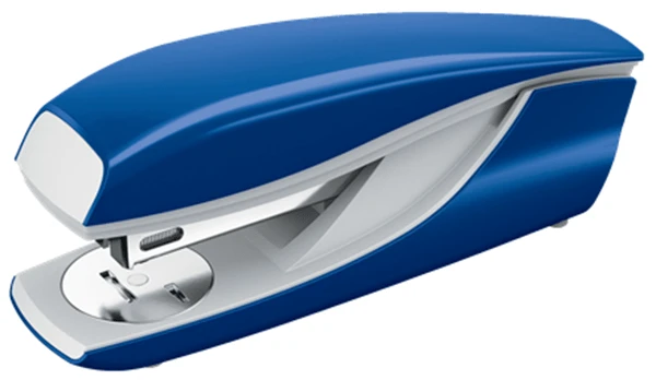 GRAPADORA DE SOBREMESA MODELO 635 HASTA 30 HOJAS COLOR AZUL PETRUS 623373 1 GRAPADORA DE SOBREMESA MODELO 635 HASTA 30 HOJAS COLOR AZUL PETRUS 623373