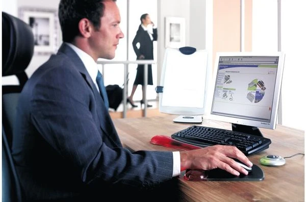 ALFOMBRILLA RATON GEL WAVE KENSINGTON ROJA Y NEGRA 5 ALFOMBRILLA RATON GEL WAVE KENSINGTON ROJA Y NEGRA - Imagen 5