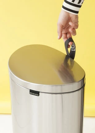 CUBO PEDAL FLATBACK INOX BRILLO 40L BRABANTIA DP502 5 CUBO PEDAL FLATBACK INOX BRILLO 40L BRABANTIA DP502 - Imagen 5